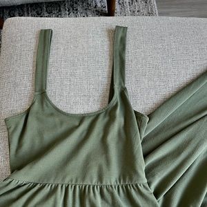 ASOS hunter green maxi dress SZ4